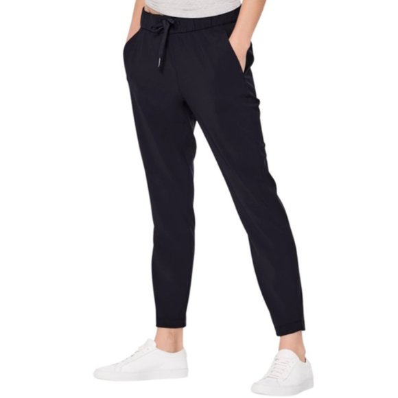 Lululemon On The Fly 7/8 Pant - Black - Picture 1 of 5
